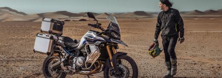 Voge 900DSX wjeżdża do Polski. Osiągi, cena i wyposażenie kuszą!