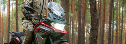 KONFRONTACJA: VOGE 650DS VS BMW F 650 GS. PRZYSZYWANY WNUCZEK