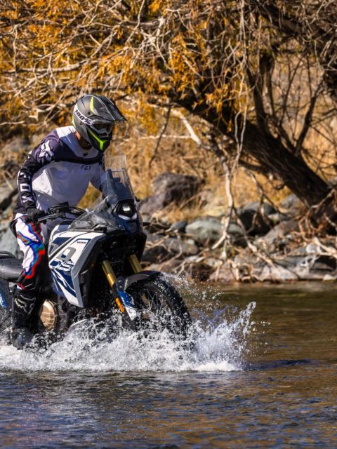 VOGE 800 RALLY