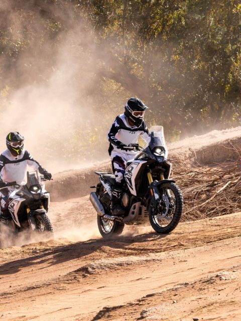 VOGE 800 RALLY