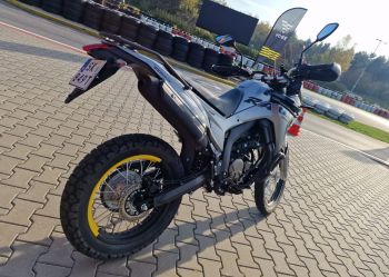 Motocykle Voge na sezon 2023. Voge DS650, 300 Rally i 500AC. Test nowych modeli na torze i w terenie